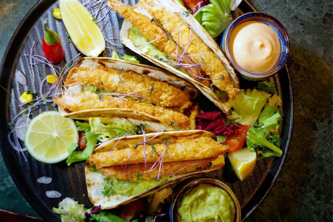 Sheraton Poznan Hotel Экстерьер фото Tacos